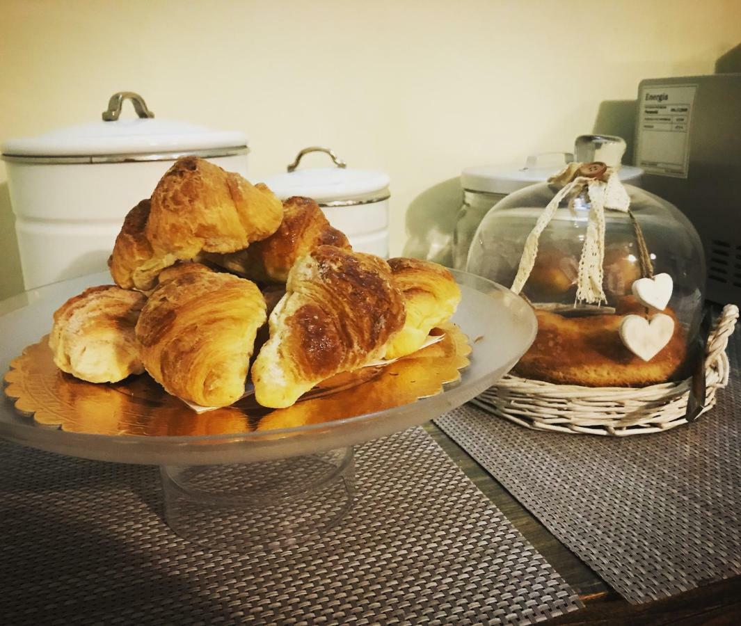 Svevaus Bed and Breakfast Bari Buitenkant foto